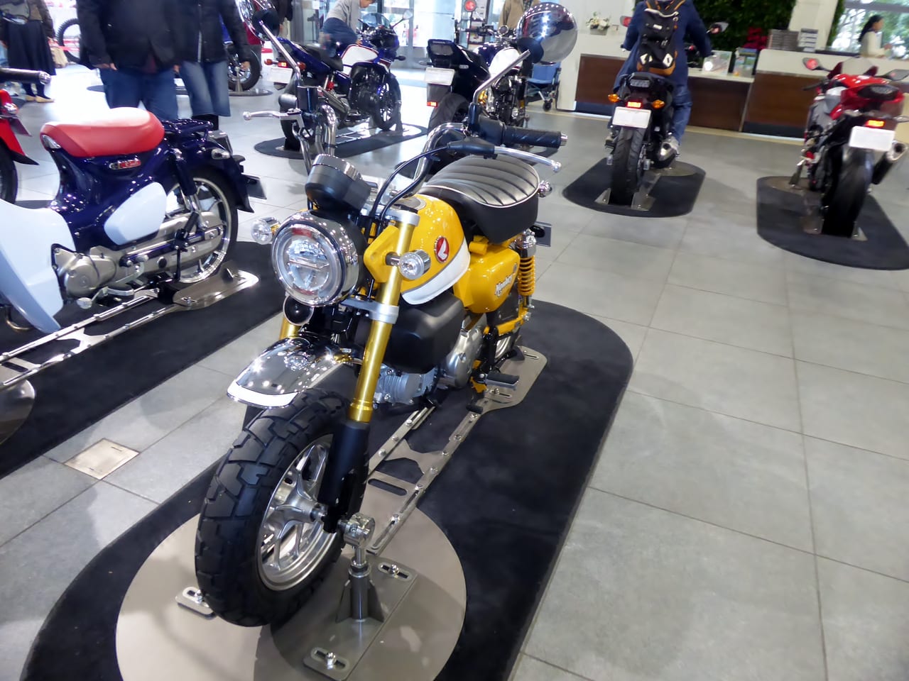 ホンダ モンキー125 (JB02)の実車写真