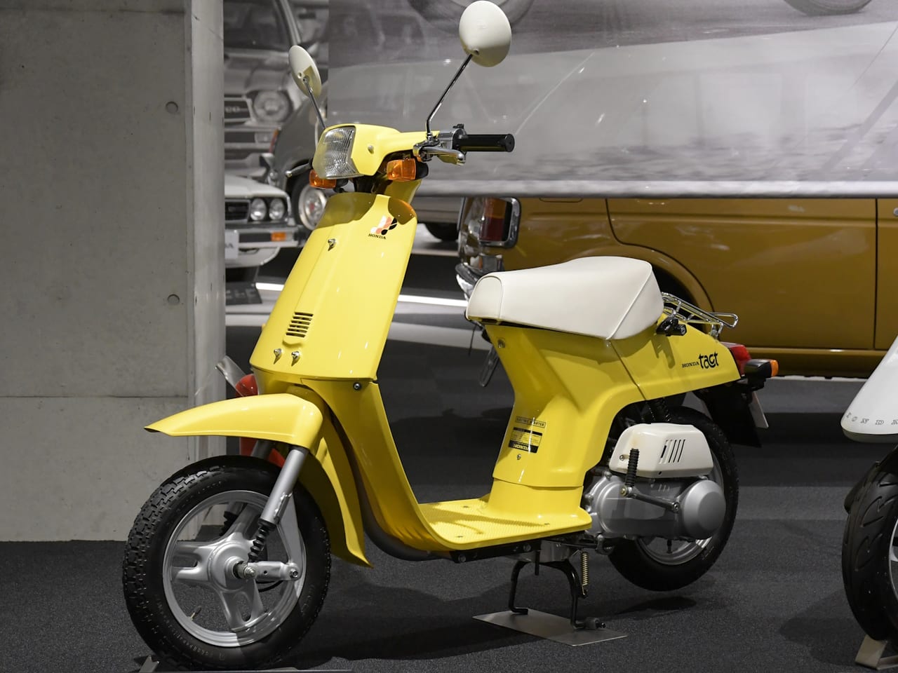 ホンダ タクト(初代AB07・2代目AB07・3代目AF09)の実車写真